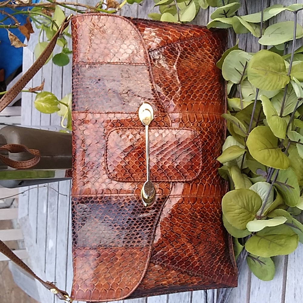 REPTILE SKIN CROSSBODY & CLUTCH